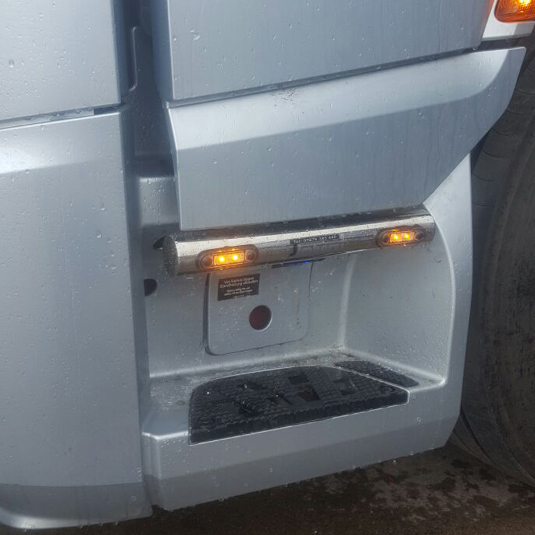 mercedes-trucks-step-bars